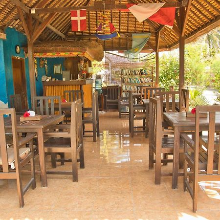 Bunga Bungalows Gili Meno Exterior foto